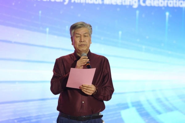 年会_副本.jpg 年会_副本.jpg