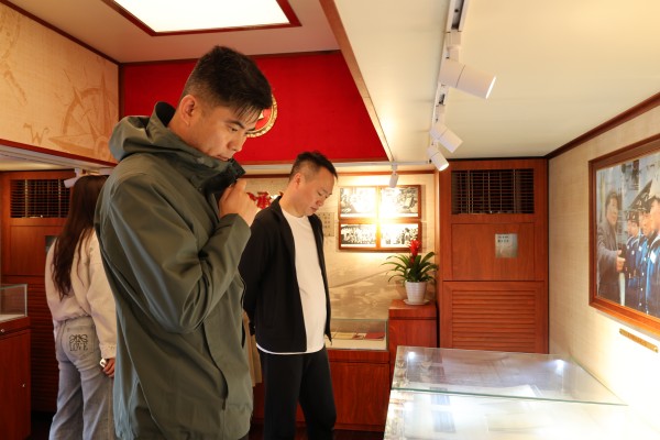 5.8上午13(1)_副本.jpg 5.8上午13(1)_副本.jpg